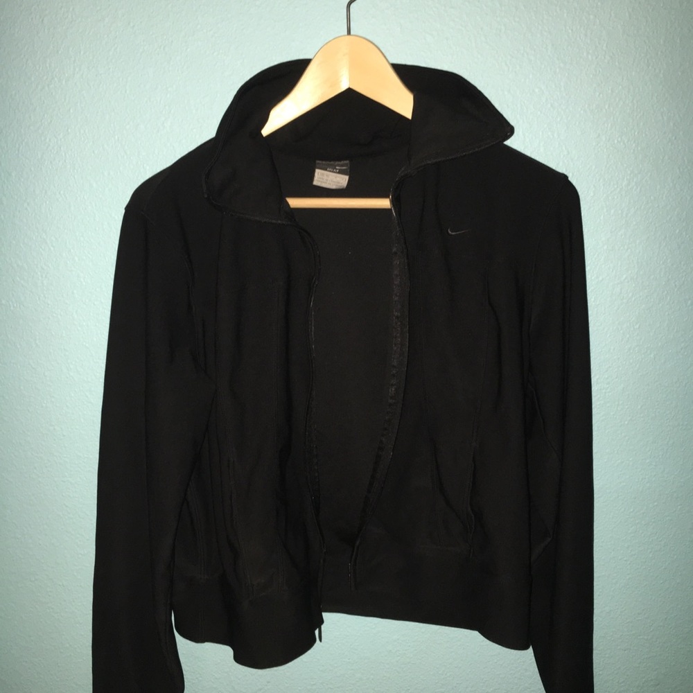 Nike black jacket - Picture 3 of 4
